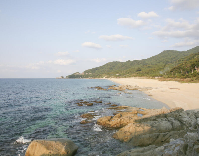 Nagatahama Beach