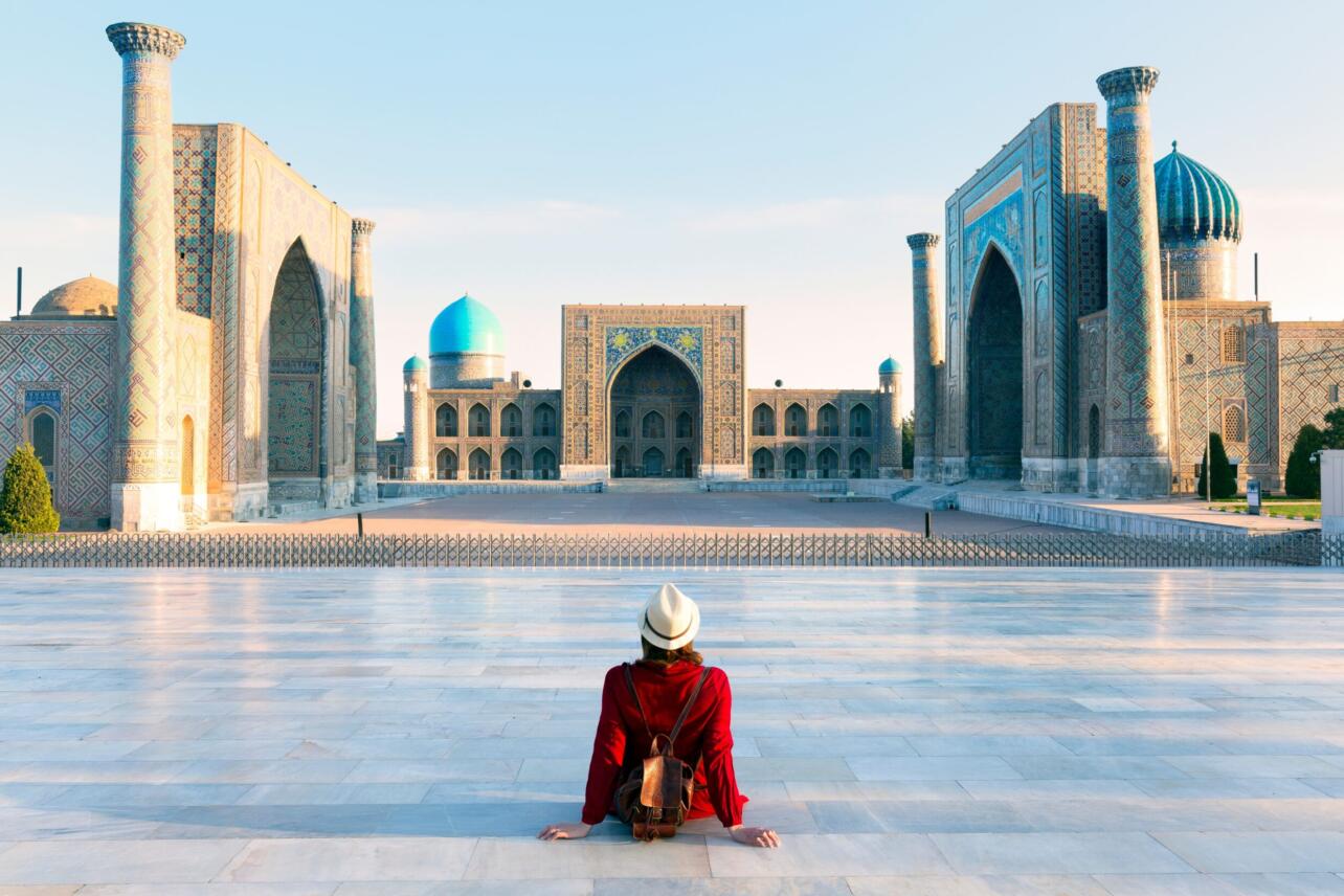 Ile trwa lot do Uzbekistanu?