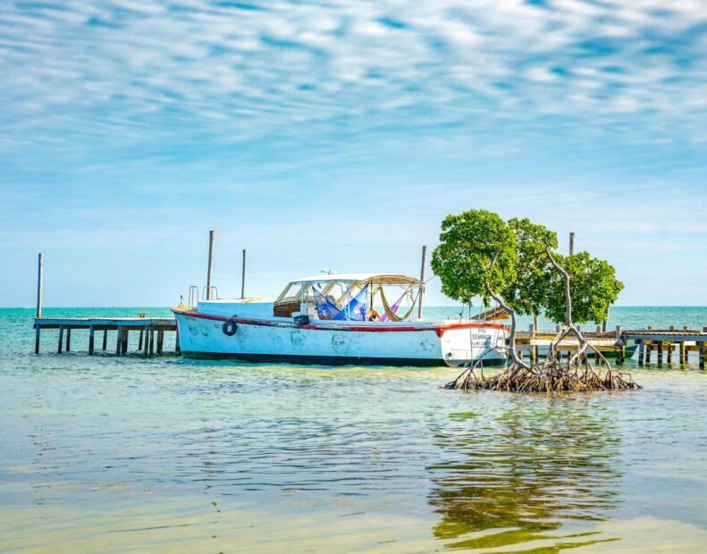 Ile zabrać na tydzień do Belize lecąc w opcji ze śniadaniami i obiadokolacjami?