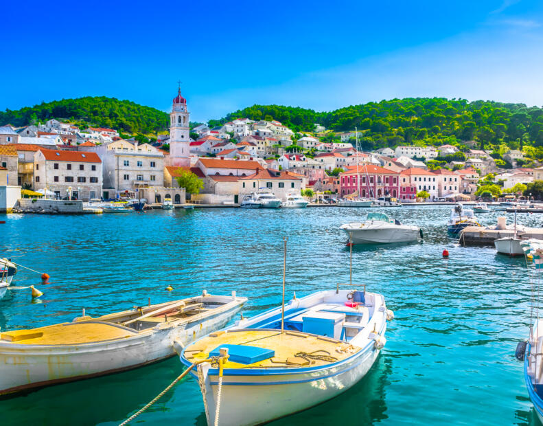 Ile zabrać na tydzień do Chorwacji lecąc w opcji ze śniadaniami i obiadokolacjami?