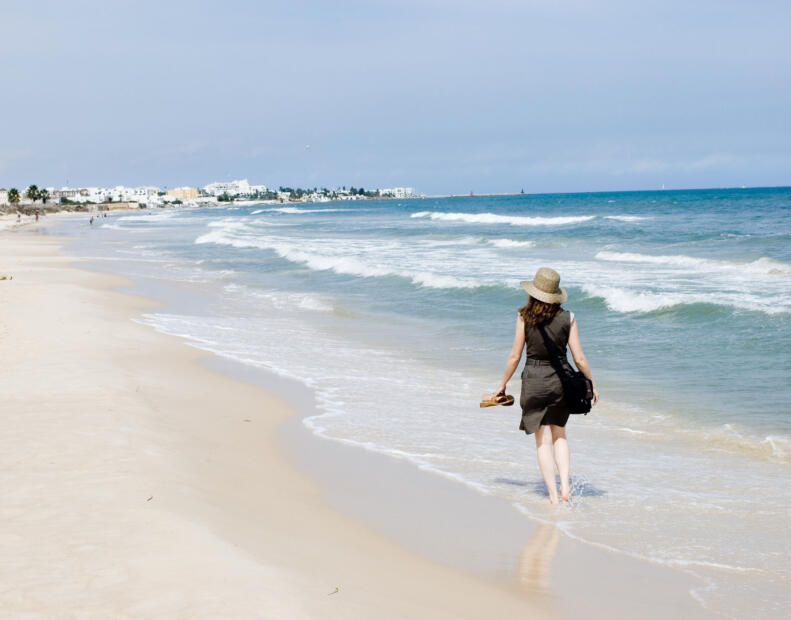 Czym charakteryzują się plaże w Tunezji?